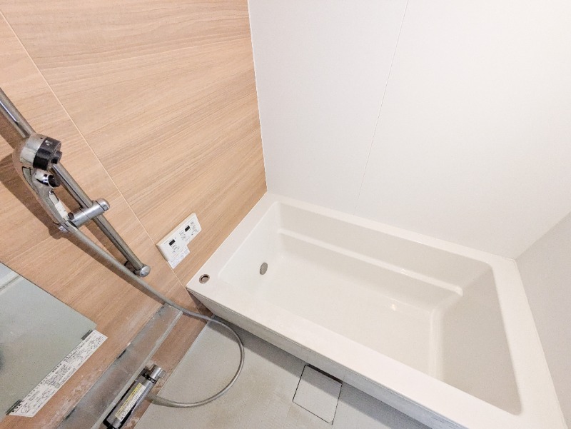 バス・シャワールーム　図面と現状に相違がある場合には現状を優先