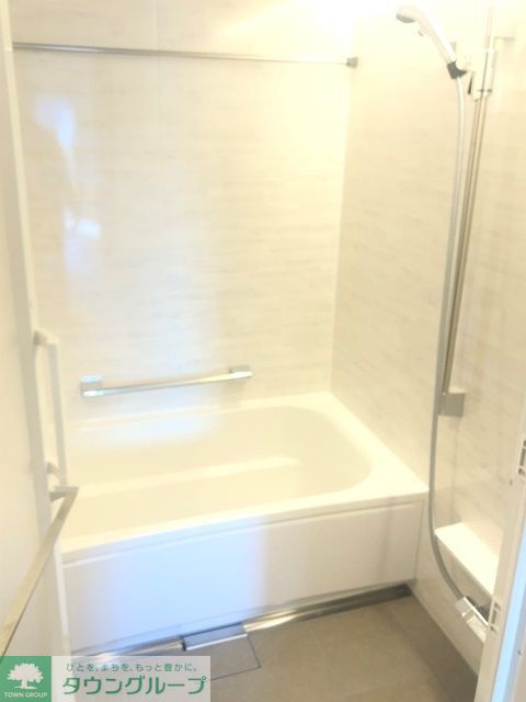 バス・シャワールーム　※写真は同タイプ住戸です。