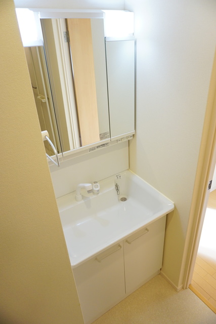 洗面設備　※他号室のお写真です