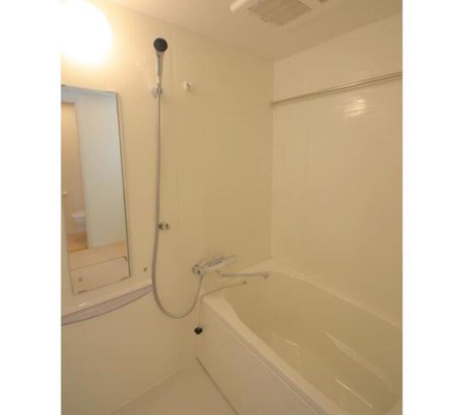 バス・シャワールーム　きれいなお風呂です