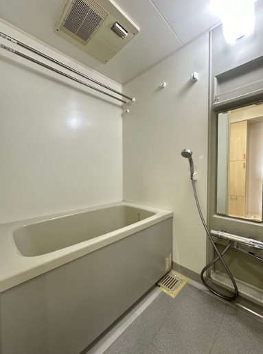 バス・シャワールーム　☆ゆっくりくつろげるお風呂☆