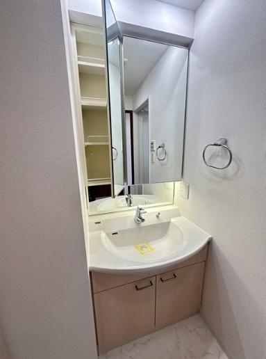 洗面設備　☆嬉しい独立洗面台☆