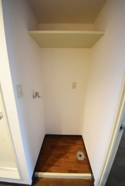 収納　★洗濯機置き場★