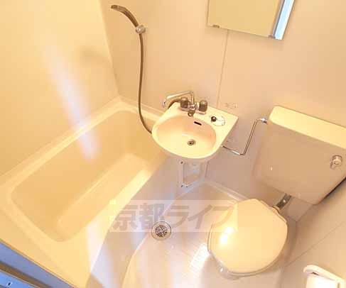 バス・シャワールーム　ユニットバスです。