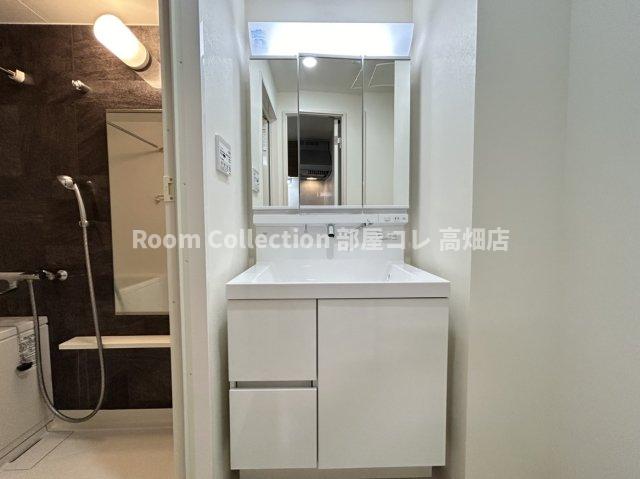 洗面設備　※同物件他部屋写真　反転・色違いの場合有　現状優先