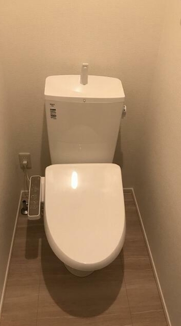 トイレ　同仕様参考写真