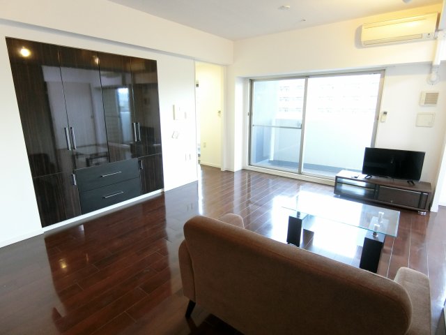 居室・リビング　詳細は、RISUMO江坂本店→06-6155-7137まで♪