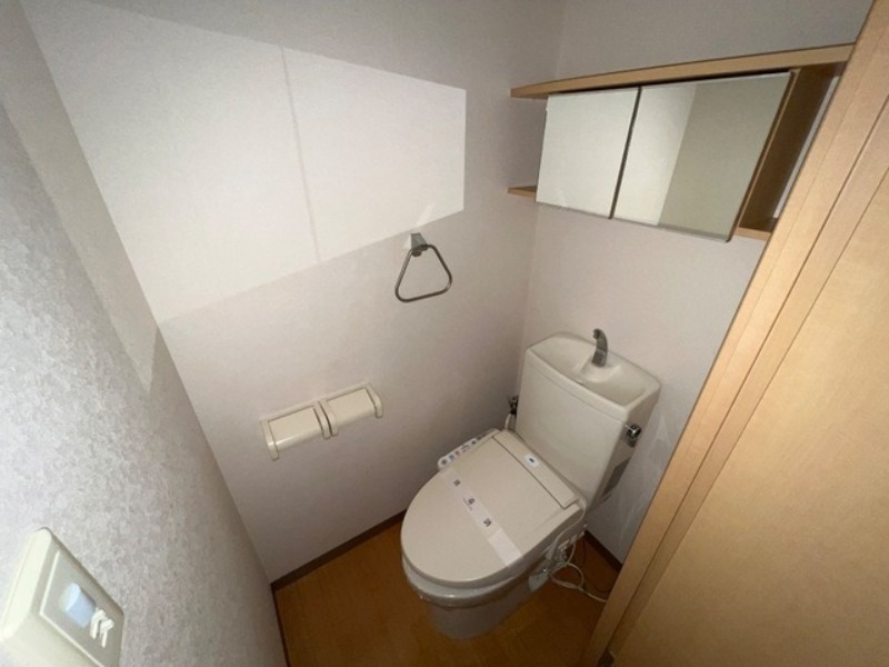 トイレ　図面と現状に相違がある場合には現状を優先