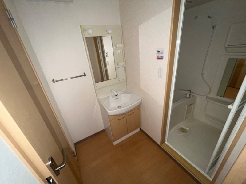 洗面設備　図面と現状に相違がある場合には現状を優先