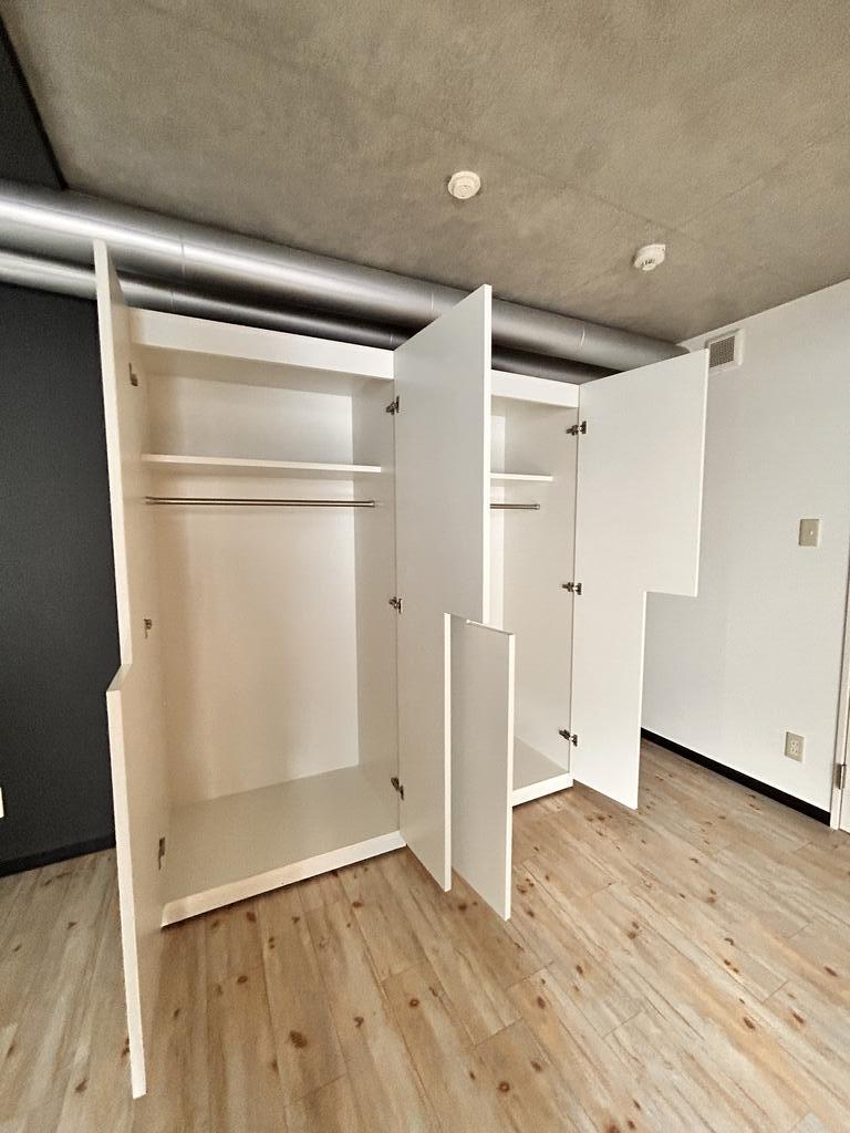 収納　可動式クローゼットでお部屋を自由にアレンジできます。