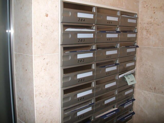 エントランス　■集合ポスト