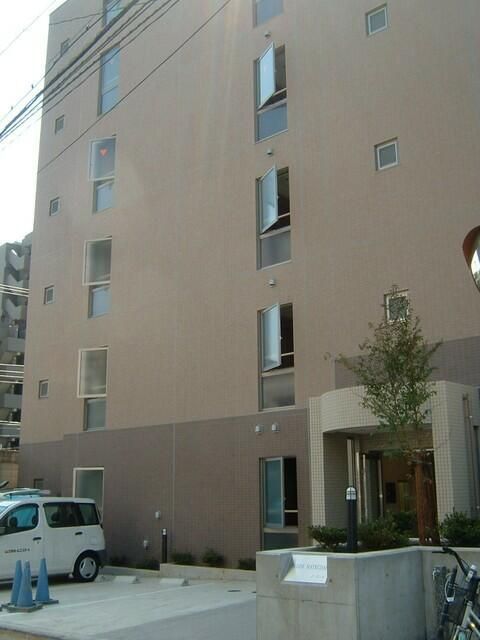 建物外観　■建物構造：RC