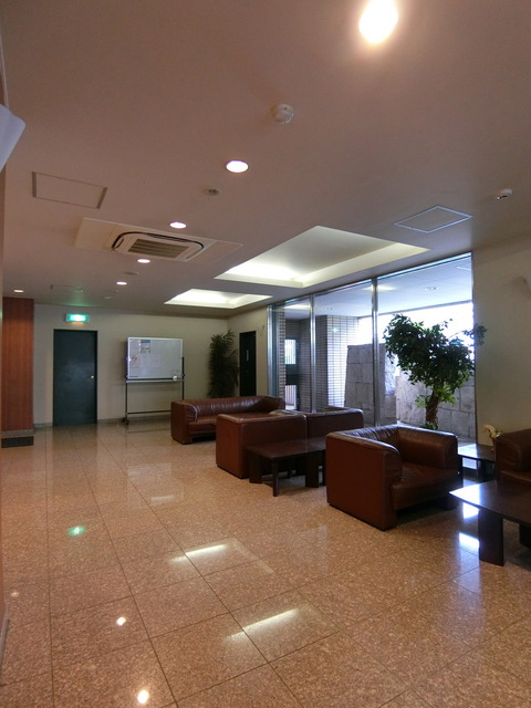 ロビー　※前回募集時の写真です