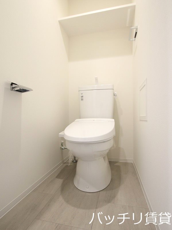 トイレ　同型タイプの為、現状を優先致します。
