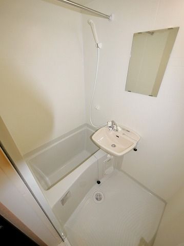 バス・シャワールーム　バスルーム