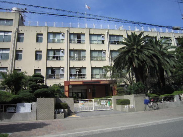 小学校　小学校（小学校）まで435m