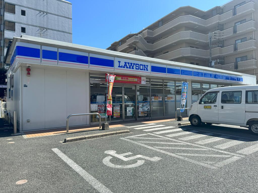 コンビニ　ローソン熊本保田窪店（コンビニ）まで220m