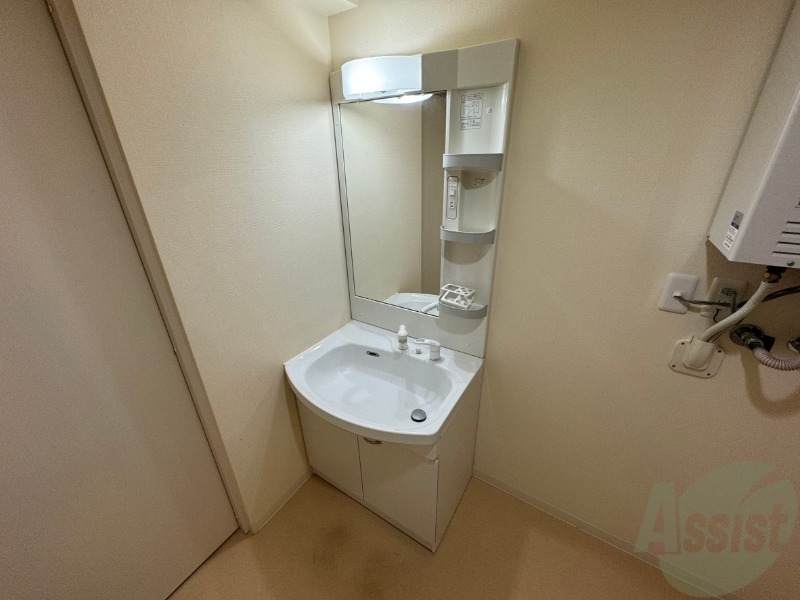 洗面設備　シャンプードレッサーで身支度もラクラクです！