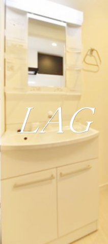 洗面設備　独立洗面台です。