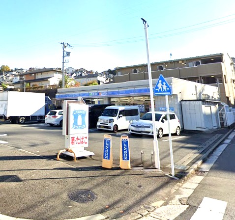 コンビニ　ローソン 駒岡一丁目店（コンビニ）まで414m