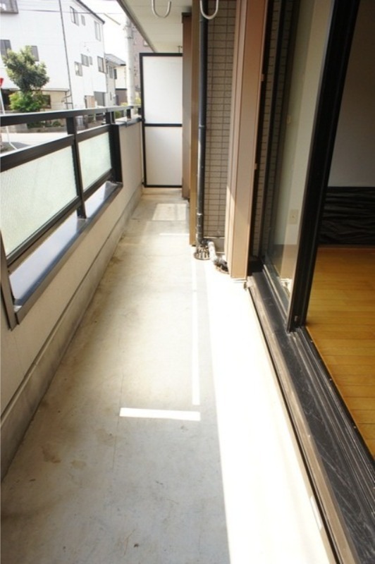 バルコニー　図面と現状に相違がある場合には現状を優先