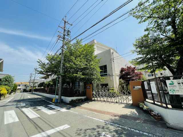 小学校　長須賀小学校（小学校）まで255m