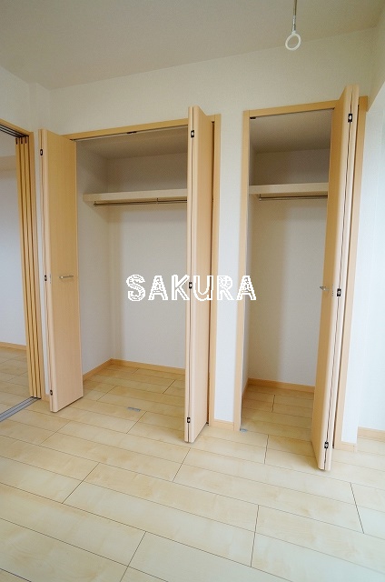 収納　お荷物の多い方でも安心のクローゼット付き♪