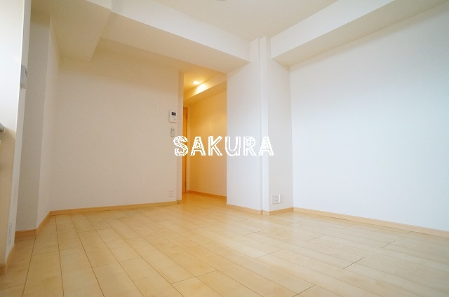 居室・リビング　開放感のあるゆったりとしたお部屋です♪