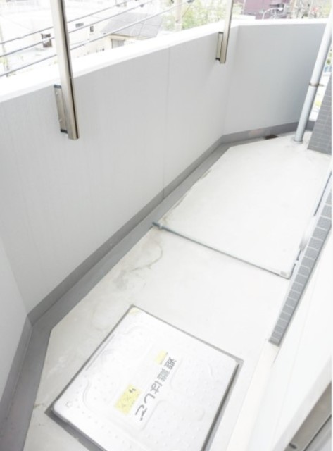 バルコニー　バルコニーあります