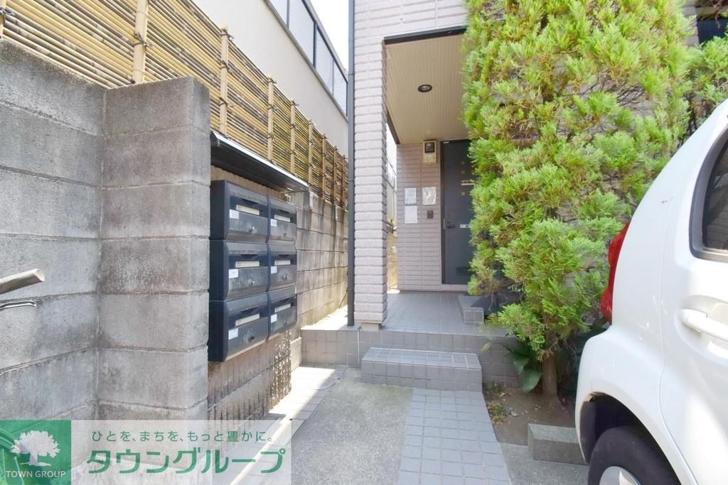 エントランス　エントランス