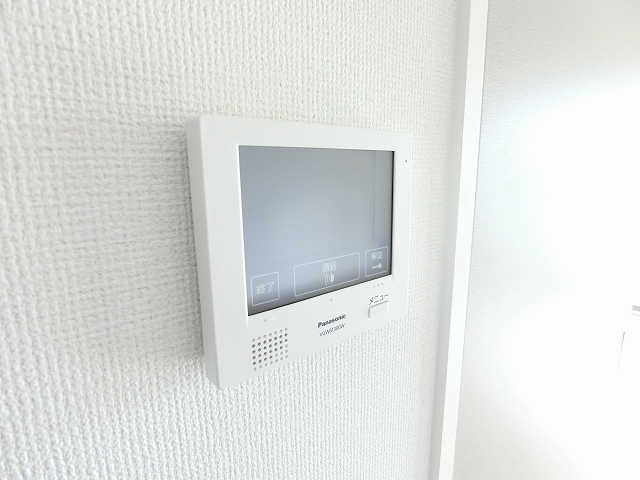 セキュリティ　写真は同型物件のものです。色やデザインが異なる場合がございま