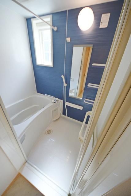 バス・シャワールーム　★お問い合わせはタウンハウジングまで★