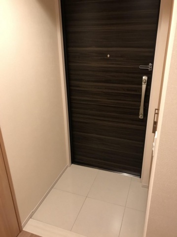 玄関　※別部屋参照