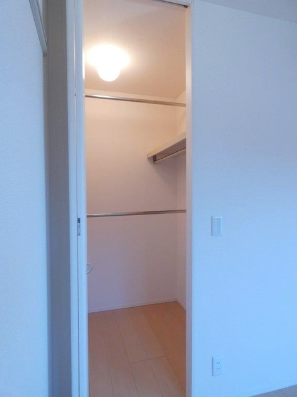 収納　図面と現状に相違がある場合には現状を優先