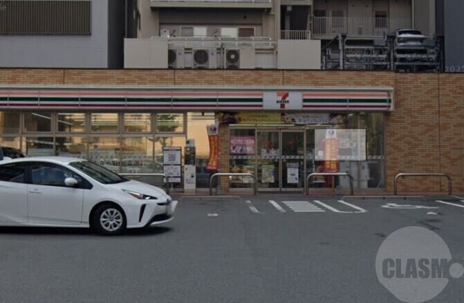コンビニ　セブンイレブン吹田江坂町1丁目店（コンビニ）まで275m