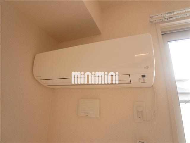 その他設備　リビングエアコン付き