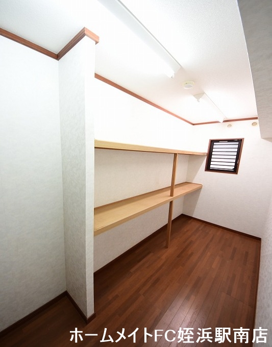 その他設備　★広々納戸も付いてます♪★