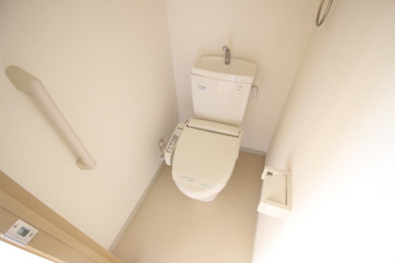 トイレ　※別部屋の写真です