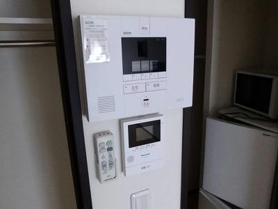 セキュリティ　モニターホン標準設置♪