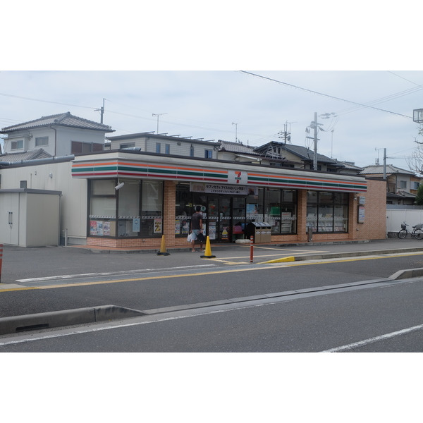 コンビニ　セブンイレブン野洲栄店（コンビニ）まで251m