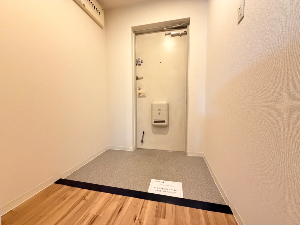 阪急今津線 門戸厄神駅 徒歩5分 6階建 築29年の玄関写真