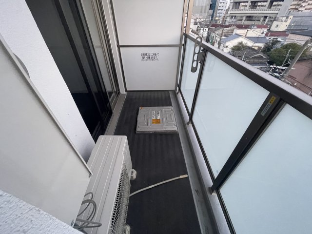 バルコニー　開放的で明るい空間を演出してくれるバルコニーです