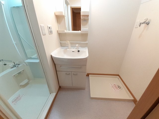 洗面設備　洗髪洗面化粧台付き♪