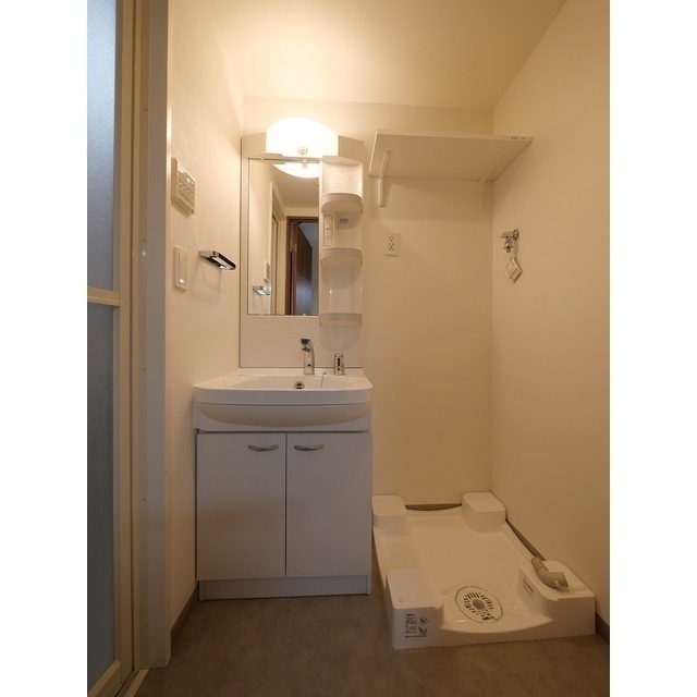 洗面設備　※同タイプ写真転用