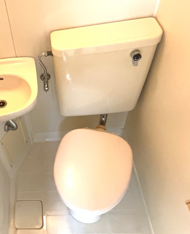 トイレ　※他部屋の参考写真です