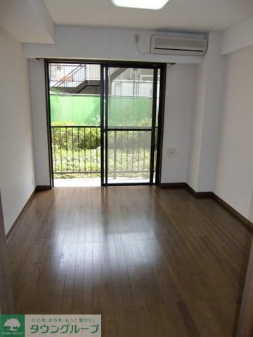 居室・リビング　エアコン完備