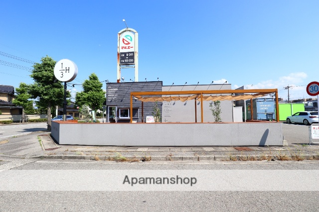 飲食店　1/3 HAMBURGER FACTORY 野々市店（飲食店）まで870m