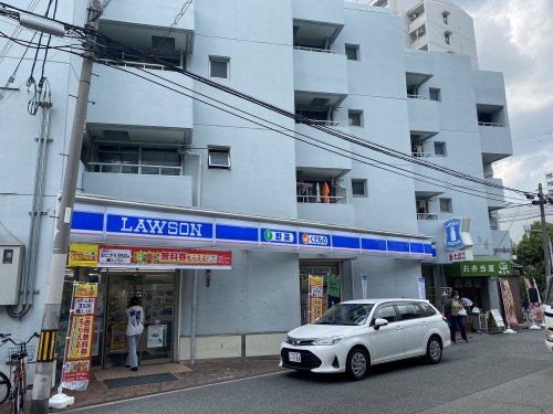 コンビニ　ローソンプラス 寺田町駅前店（コンビニ）まで152m