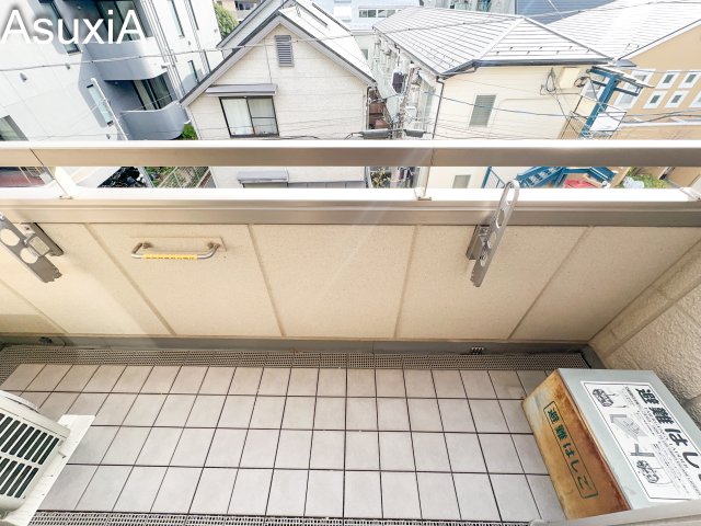 バルコニー　同タイプ間取りの別部屋写真です。