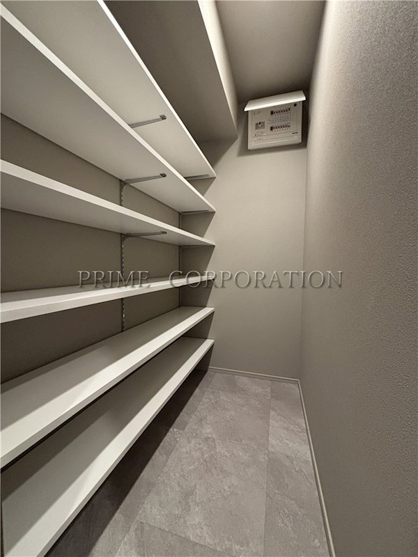 玄関　※参考写真※